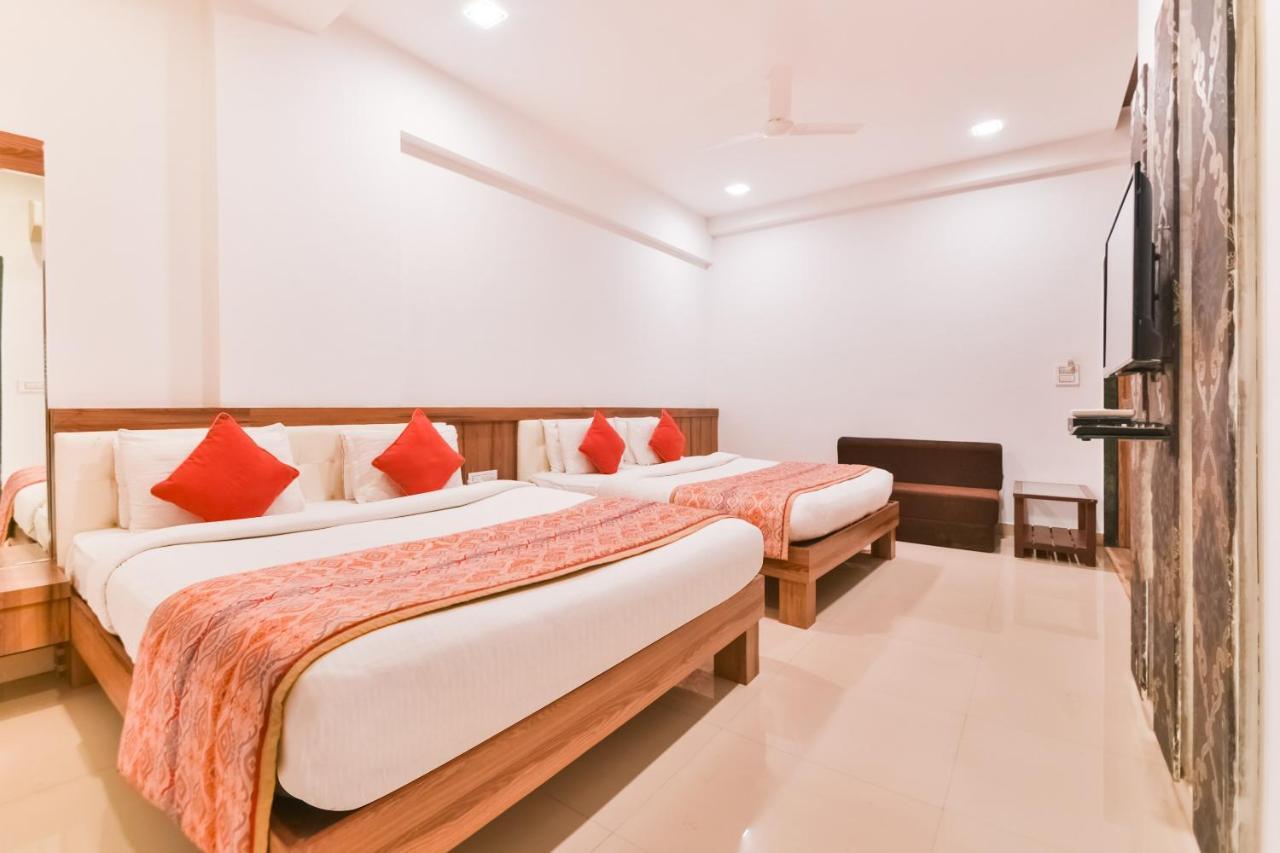 Palette - The Elegance Resort Chittorgarh Oda fotoğraf